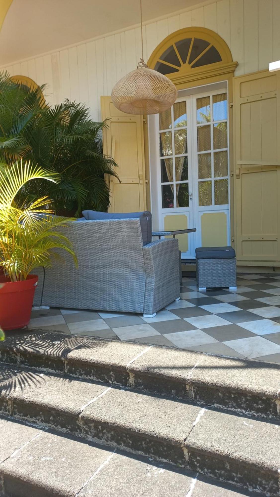 O Privilege Villa D'Exception En Centre-Ville De St-Pierre Saint Pierre Esterno foto
